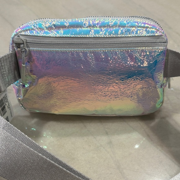 NWT Lululemon Athletica Iridescent Belt Bag 🩵 - Picture 4 of 11